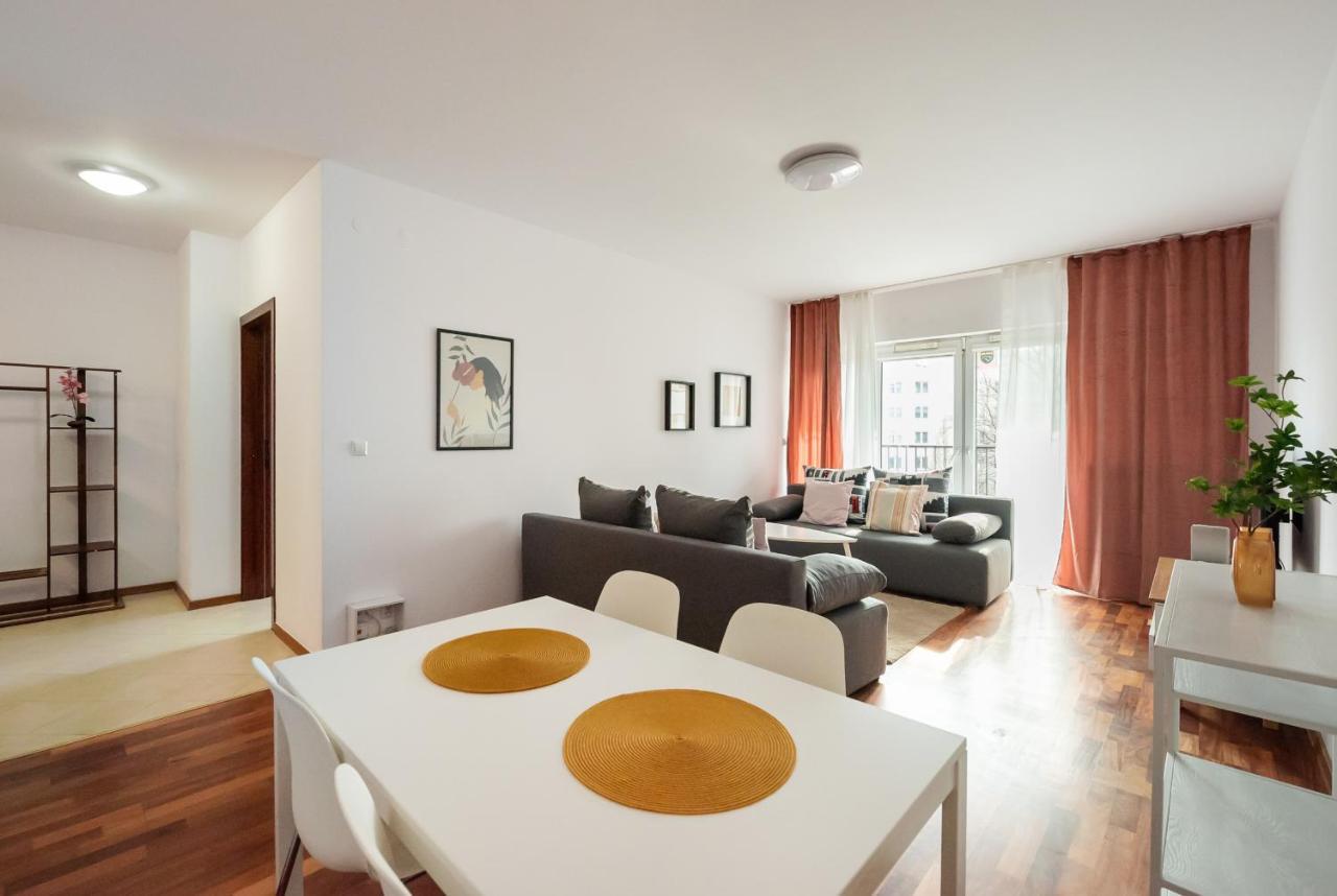 Wola Sunshine Apartment Free Parking 바르샤바 외부 사진