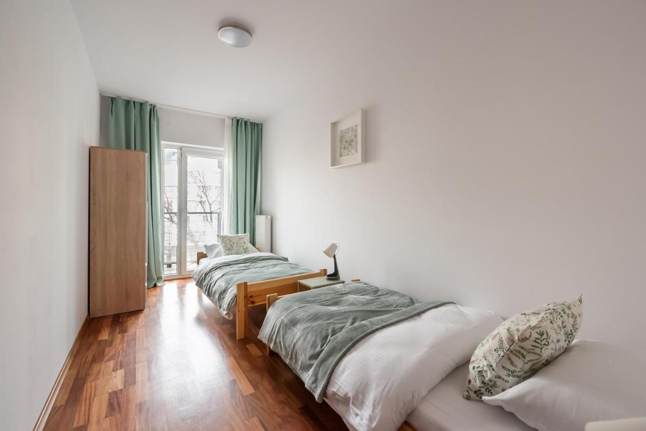Wola Sunshine Apartment Free Parking 바르샤바 외부 사진
